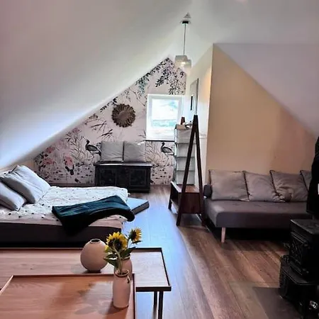 Charming Studio By The River Uscie Gorlickie Exterior photo